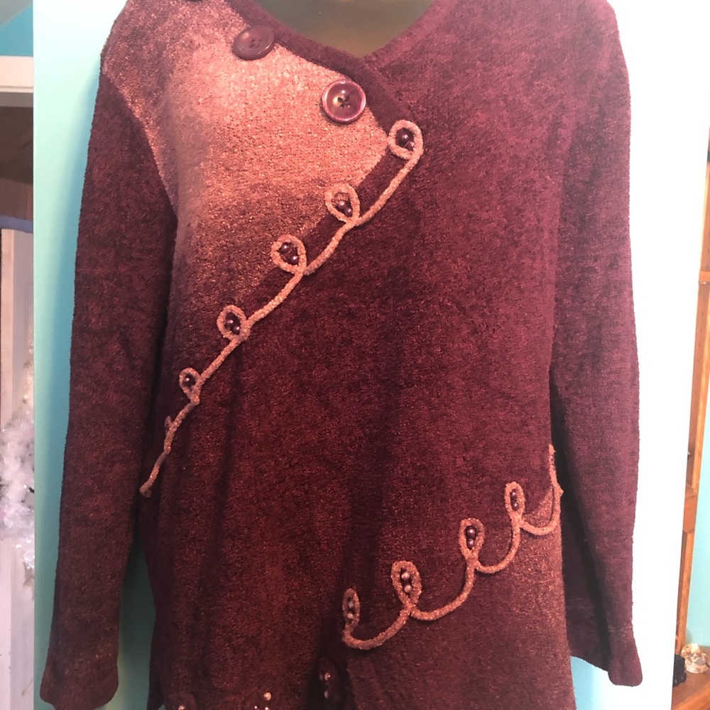 MOFFI. Purple sweater ladies Medium